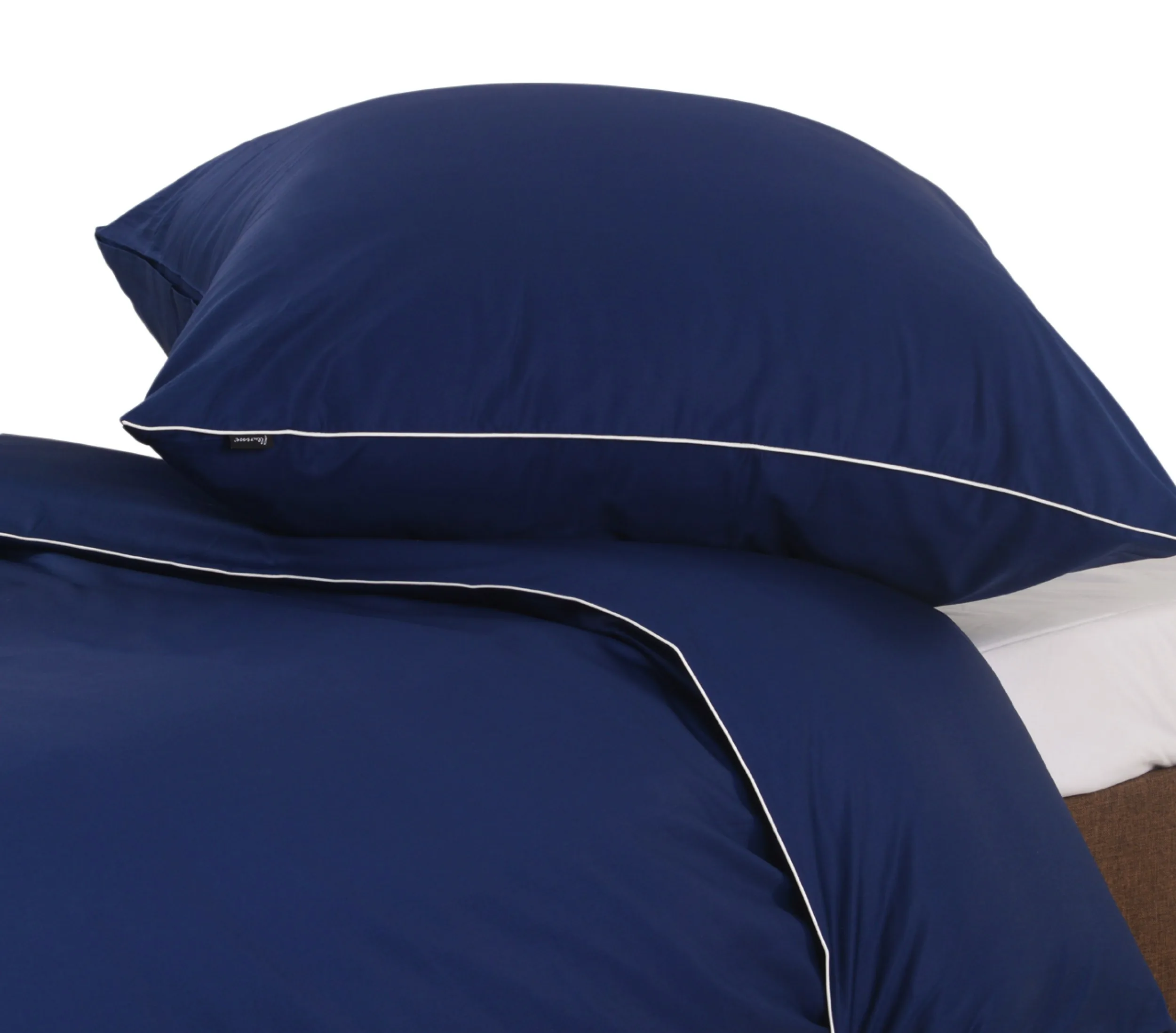 Black Premium Schweizer Satin 8200 Marine – Detail