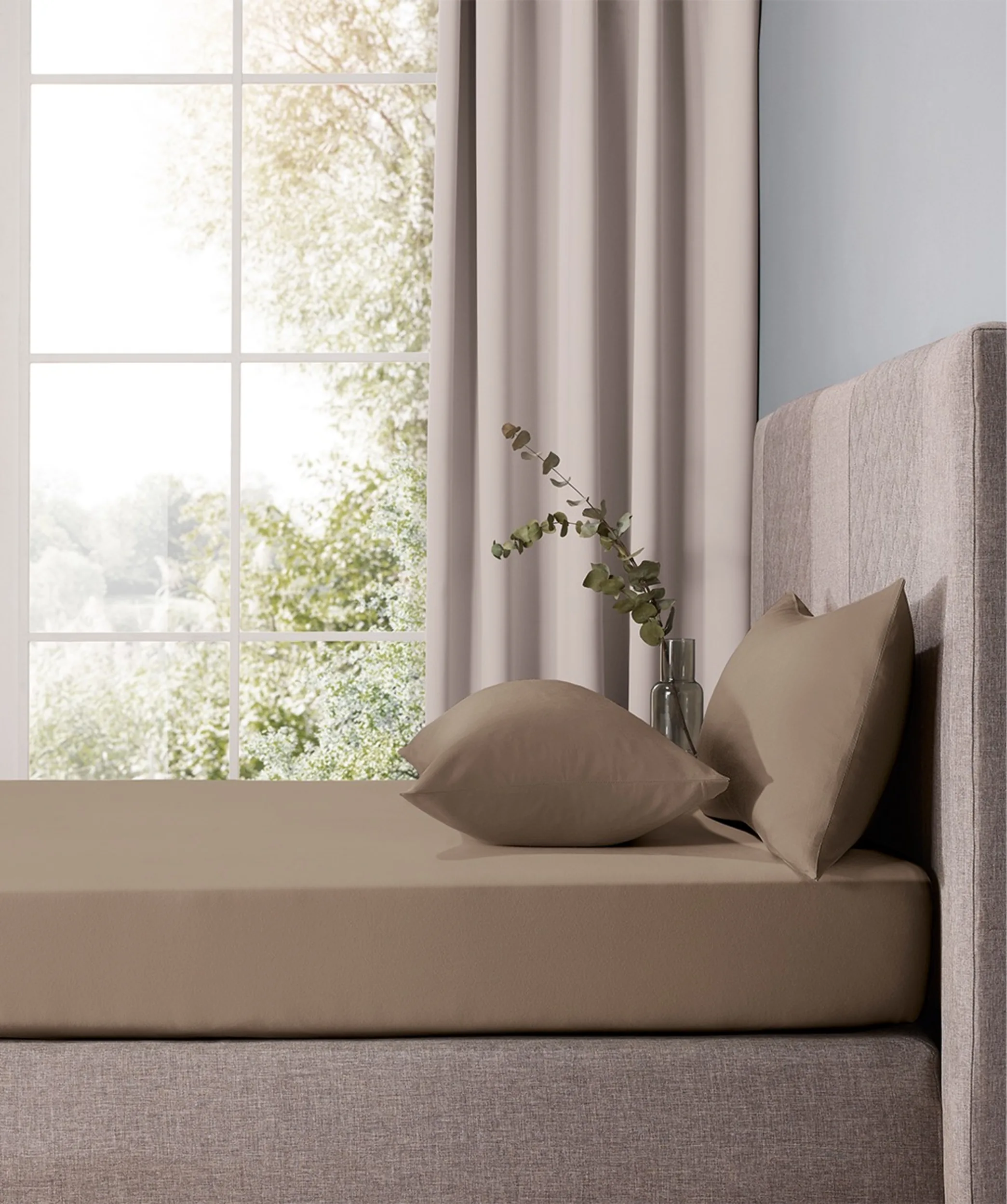Taupe