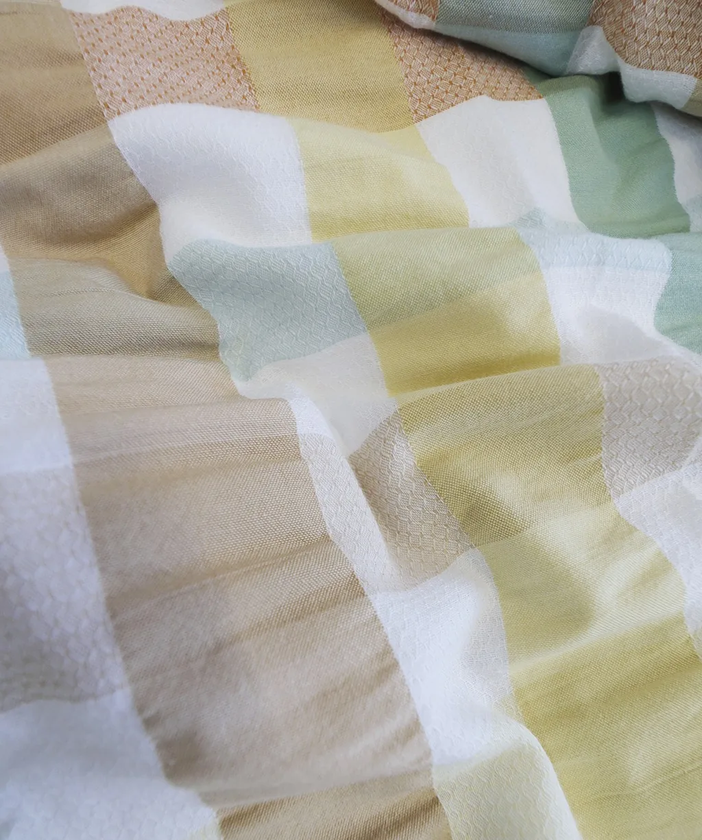 Rio Bunt – Material