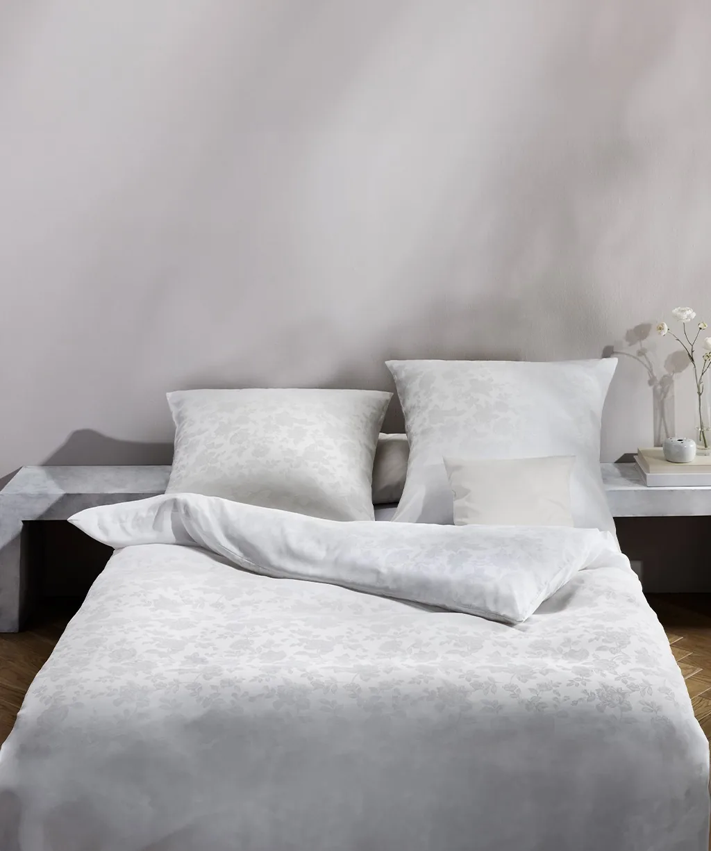 Black Premium TENCEL™ D Creme-Weiß – Ambiente 1