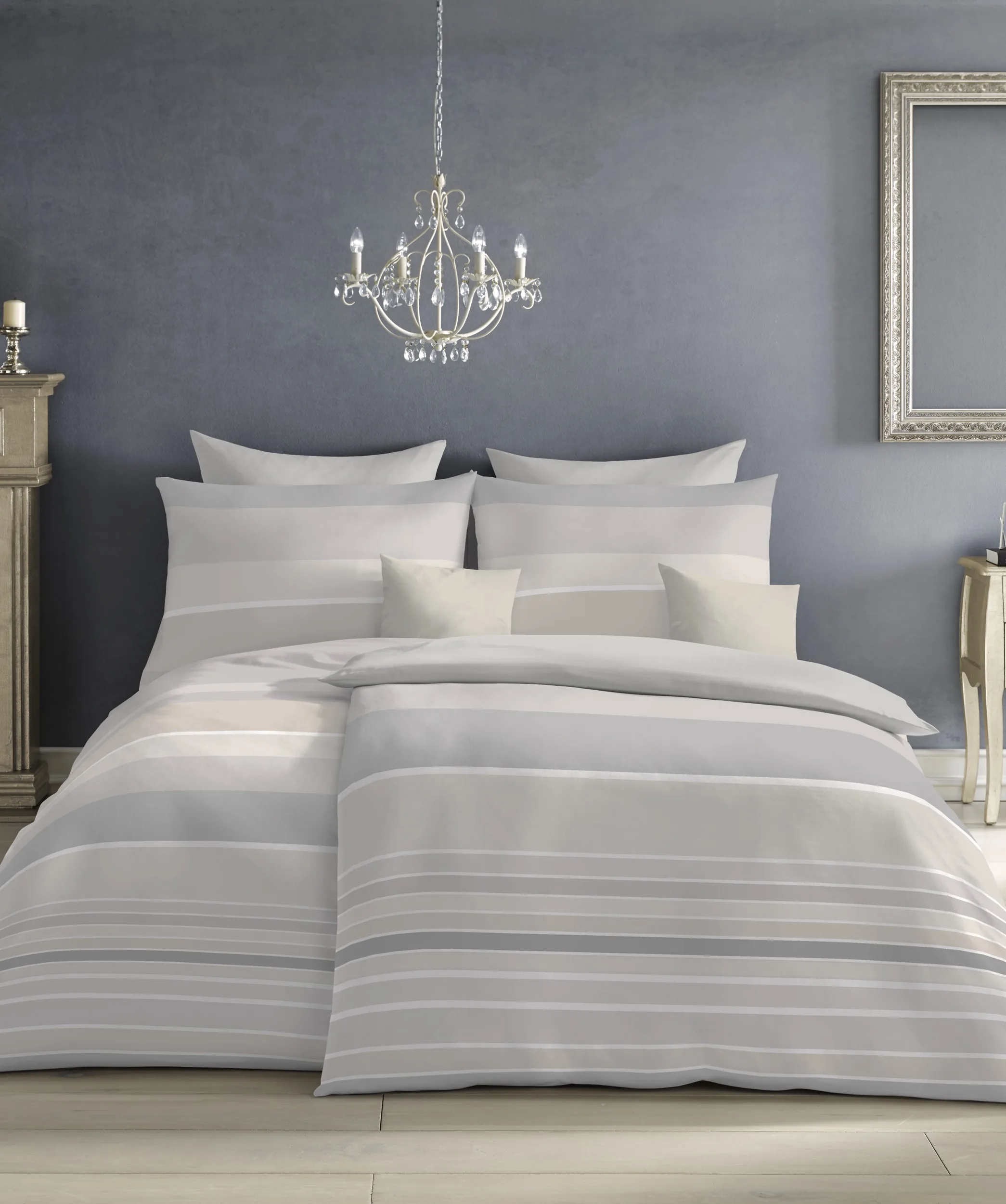 Black Premium Schweizer Satin Hellgrau-Creme – Ambiente 2